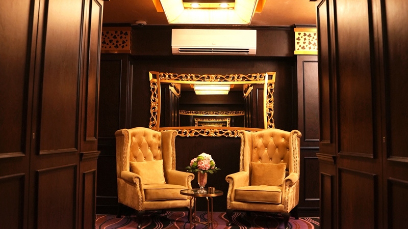 VIP GAMING FLOOR